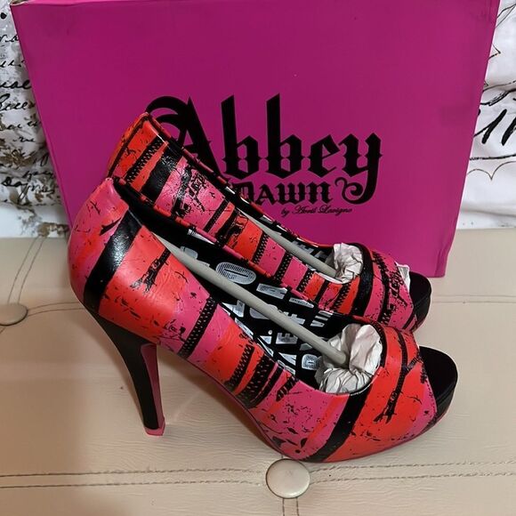 Abbey Dawn Hot Pink Zip It Peep Toe Platform Heels Sz 8 - Picture 2 of 4